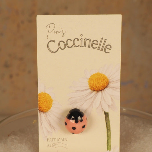 Pin's Coccinelle rose