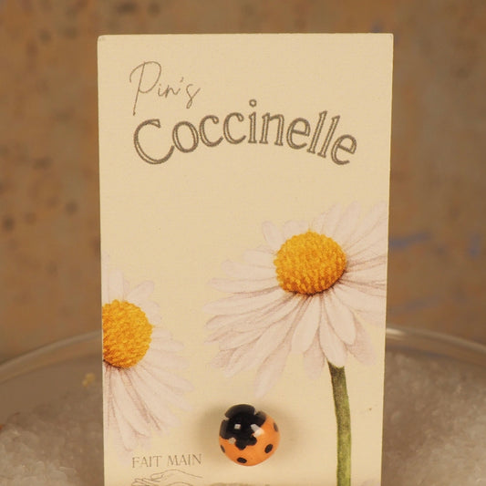 Pin's Coccinelle corail